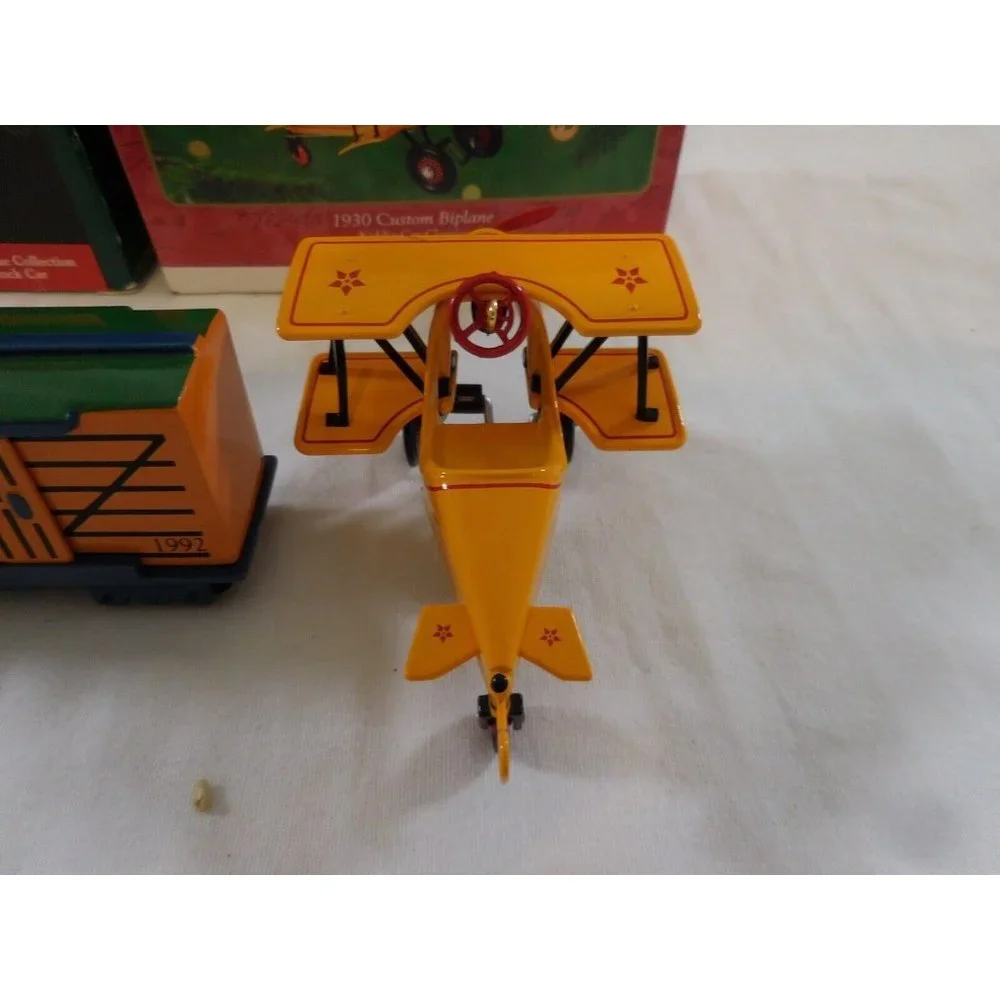 Hallmark Keepsake Ornament 1930 Custom Biplane Kiddie‎ Car Classics 2001 + Stock